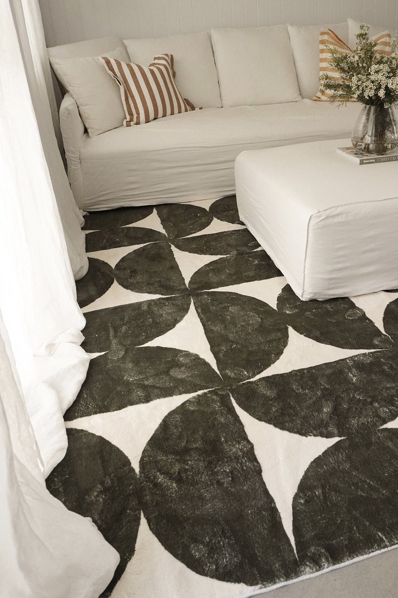 jardime green and ivory geometric washable rug jardime green and ivory geometric washable rug